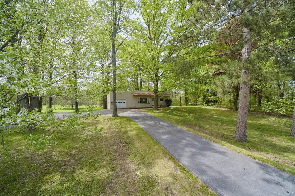 16263 Cadillac Highway Springdale Township MI 49683