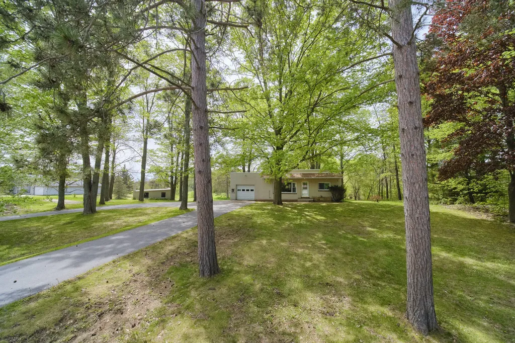 16263 Cadillac Highway Springdale Township MI 49683