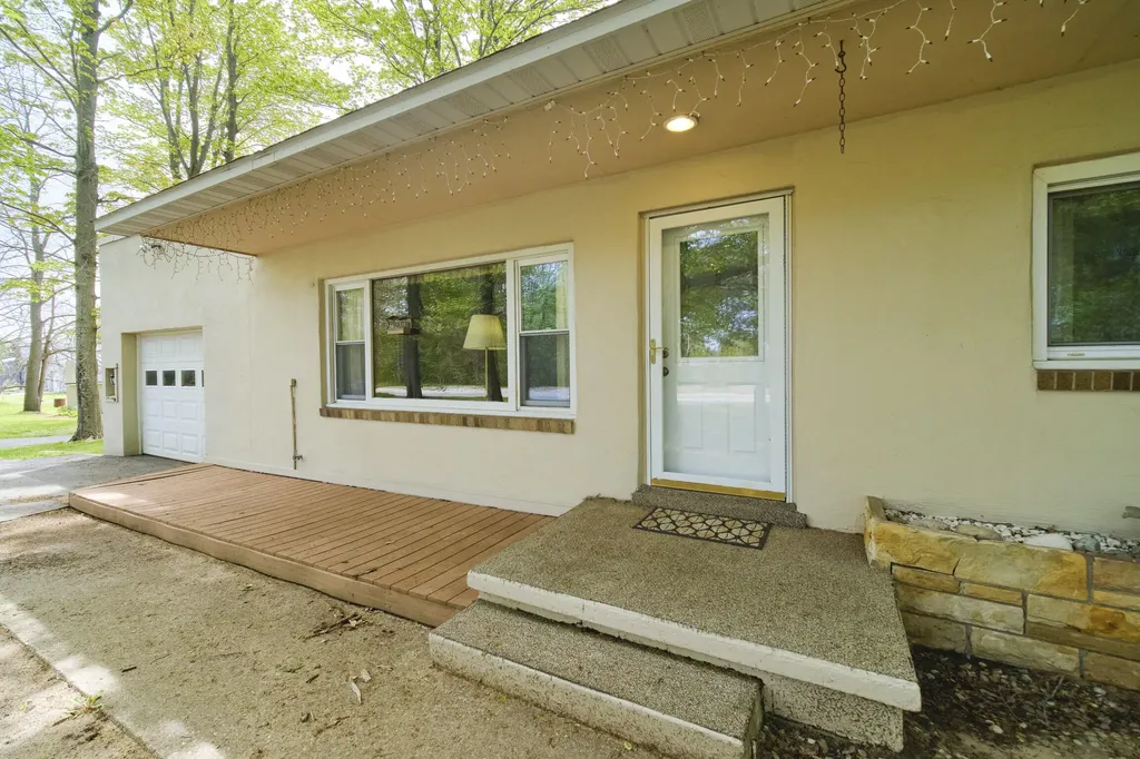 16263 Cadillac Highway Springdale Township MI 49683