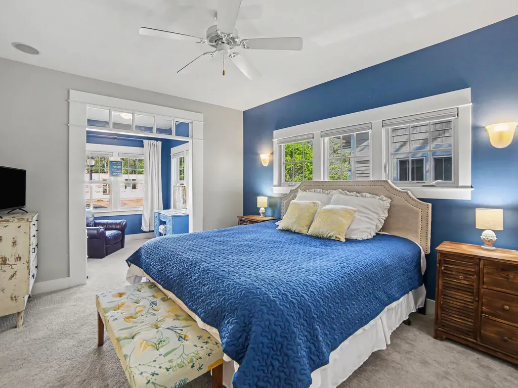 24 Kenneth Street Pentwater Village MI 49449
