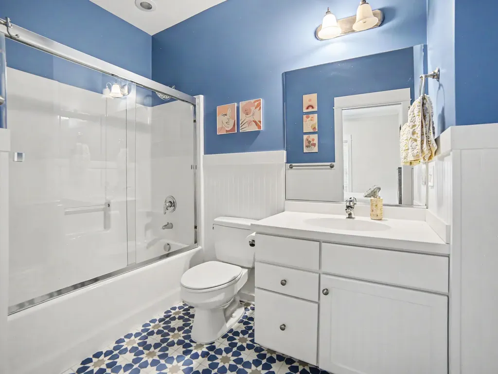 24 Kenneth Street Pentwater Village MI 49449