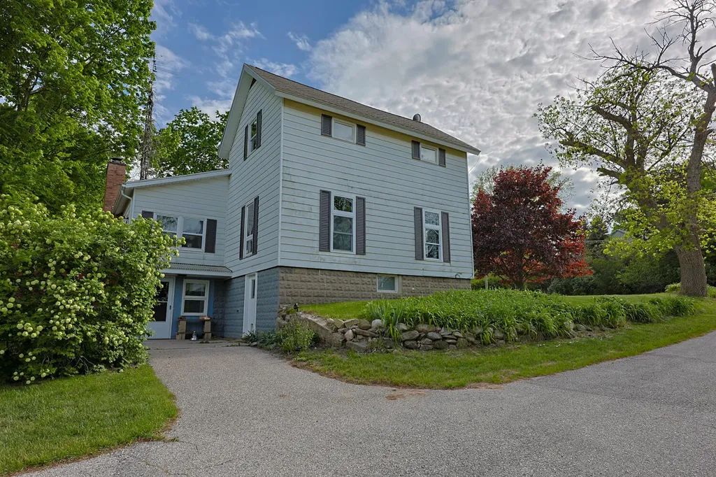 1504 N Oceana Drive Hart Township MI 49420
