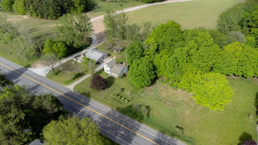 1504 N Oceana Drive Hart Township MI 49420