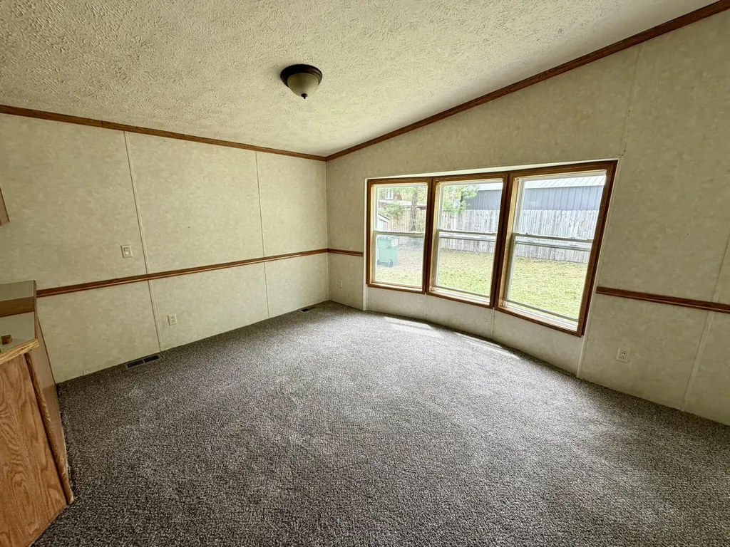 8239 W Hemlock Avenue Lake Township MI 49304