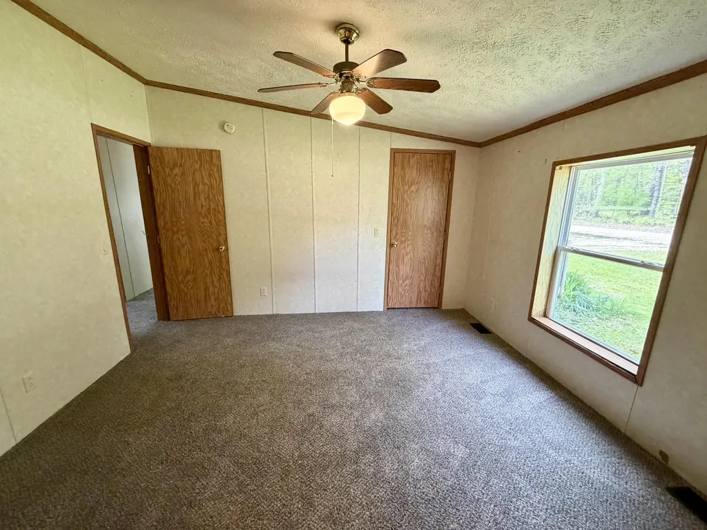 8239 W Hemlock Avenue Lake Township MI 49304