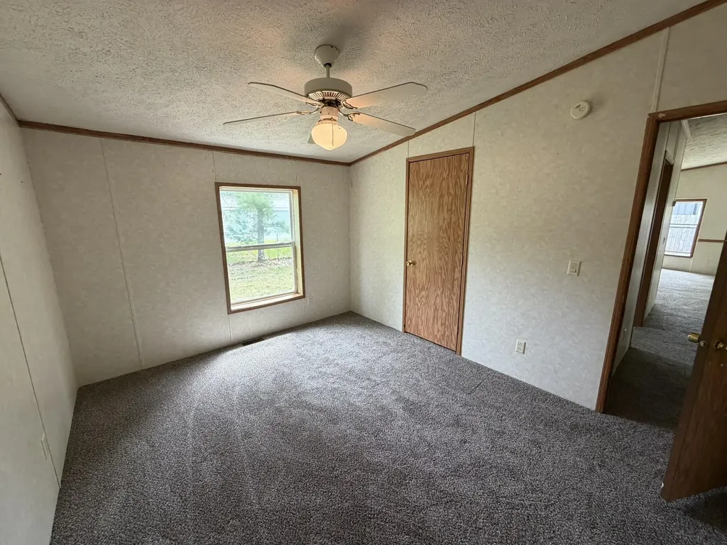 8239 W Hemlock Avenue Lake Township MI 49304