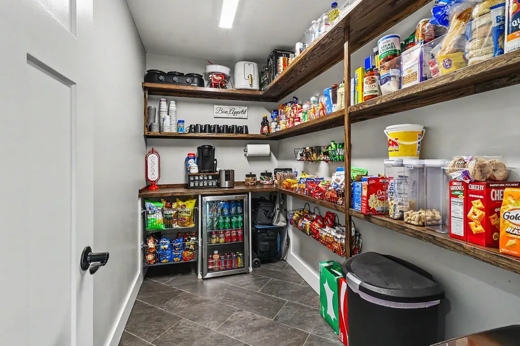 2611 S Scottville Road Riverton Township MI 49454