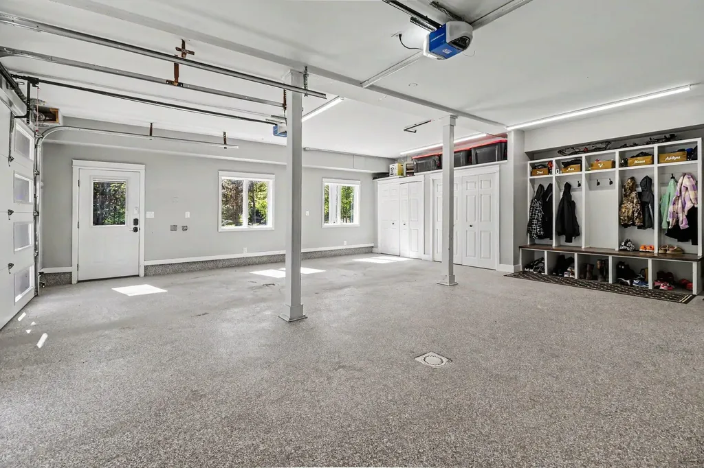 2611 S Scottville Road Riverton Township MI 49454