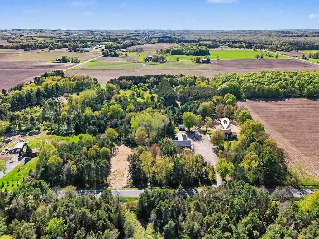 2611 S Scottville Road Riverton Township MI 49454
