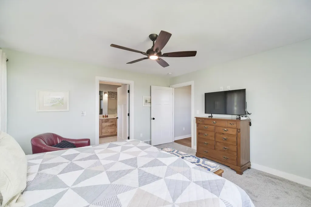 3605 Pinot Point Manistee Township MI 49660