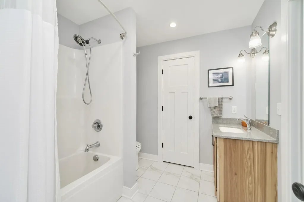 3605 Pinot Point Manistee Township MI 49660