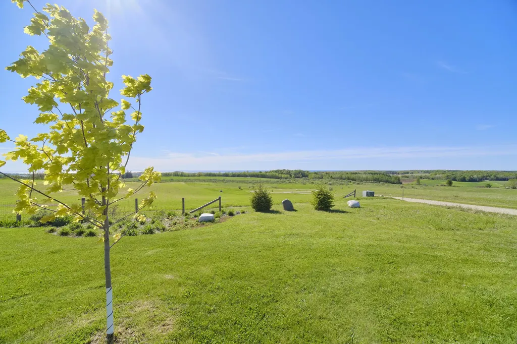 3605 Pinot Point Manistee Township MI 49660