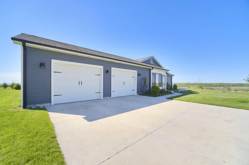 3605 Pinot Point Manistee Township MI 49660