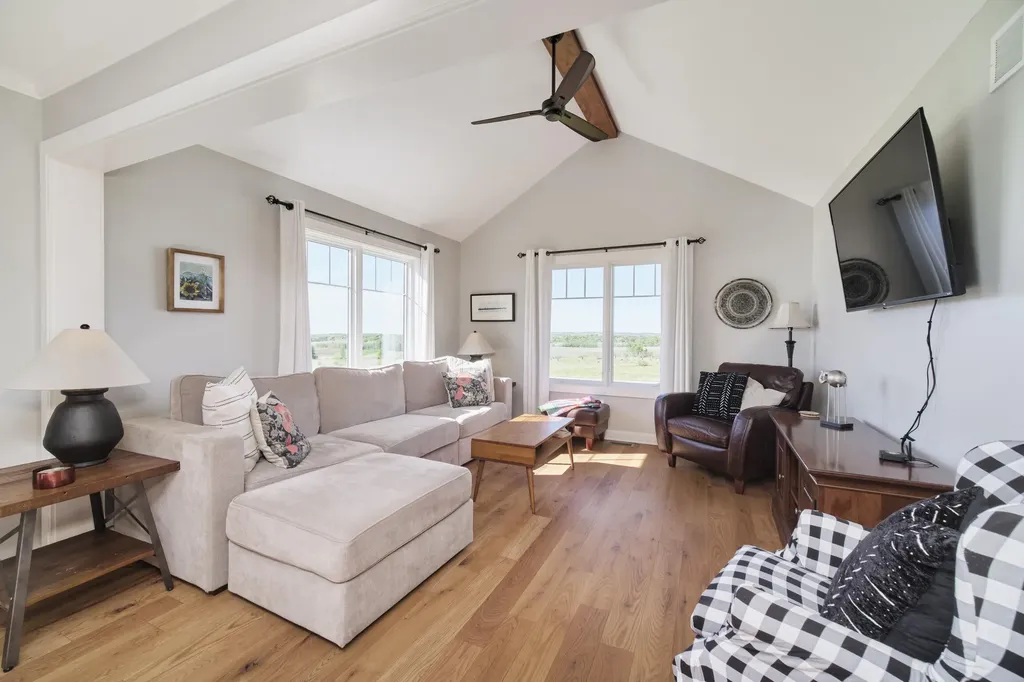 3605 Pinot Point Manistee Township MI 49660