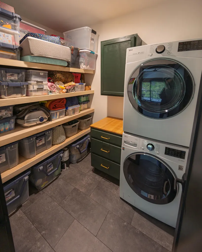 802 W Lowell Street Ludington City MI 49431
