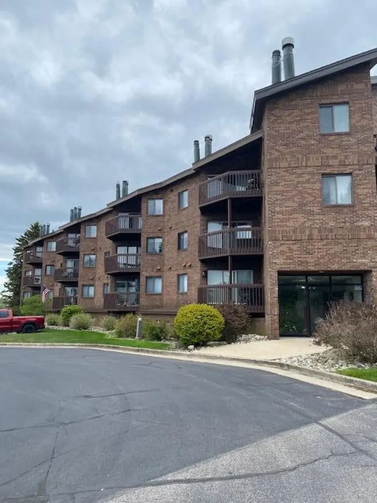 368 Harbor Drive Ludington City MI 49431