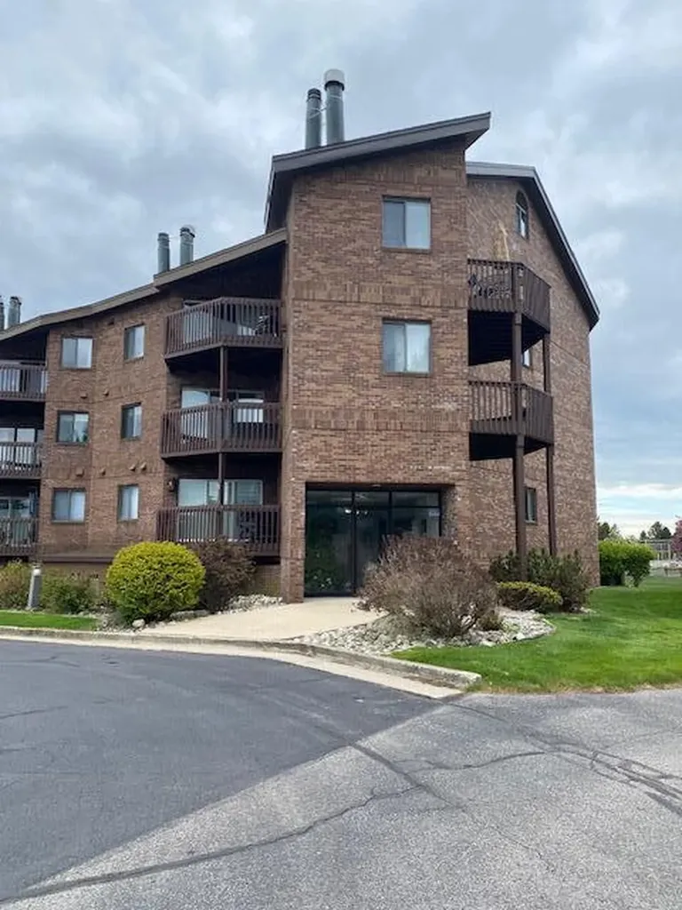 368 Harbor Drive Ludington City MI 49431