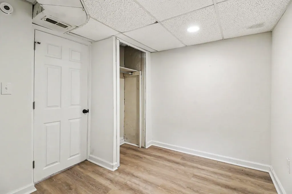 319 N Rowe Street Ludington City MI 49431