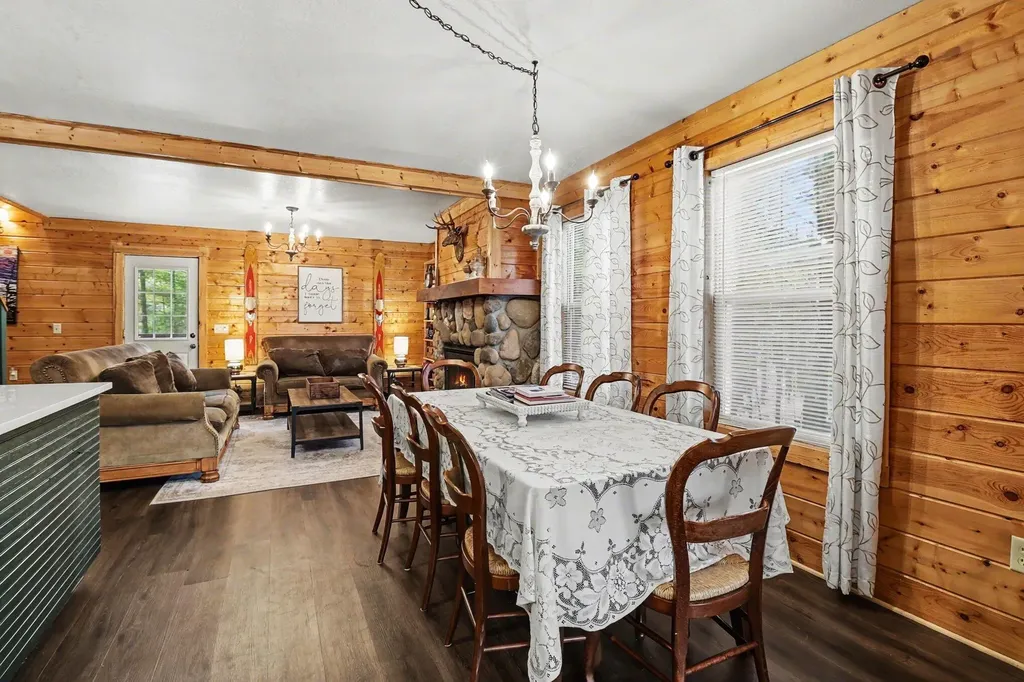 5526 W Longbridge Road Pentwater Township MI 49449