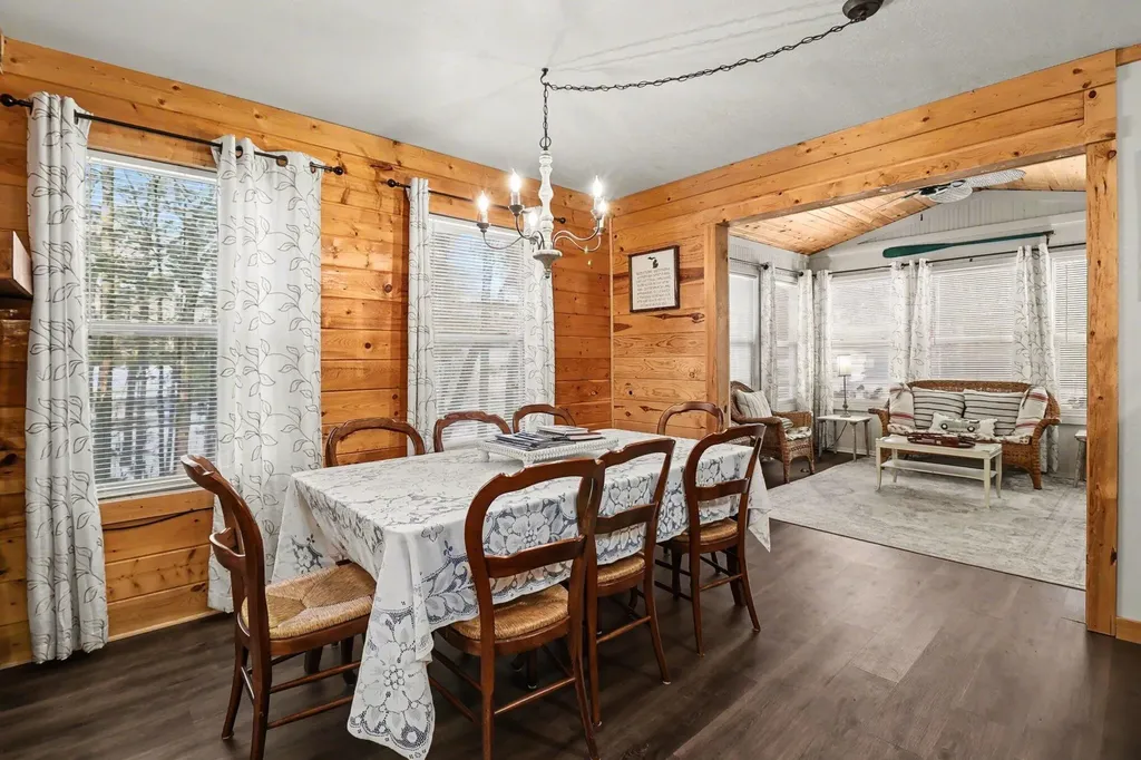 5526 W Longbridge Road Pentwater Township MI 49449
