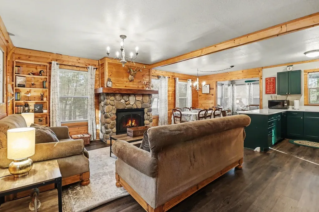 5526 W Longbridge Road Pentwater Township MI 49449