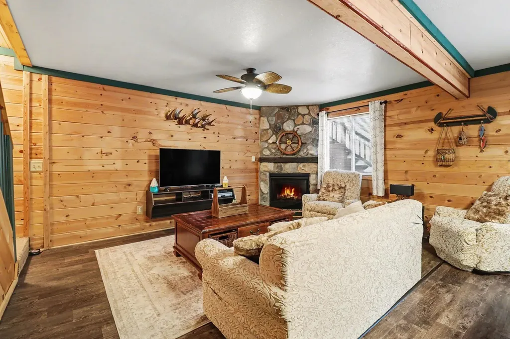 5526 W Longbridge Road Pentwater Township MI 49449