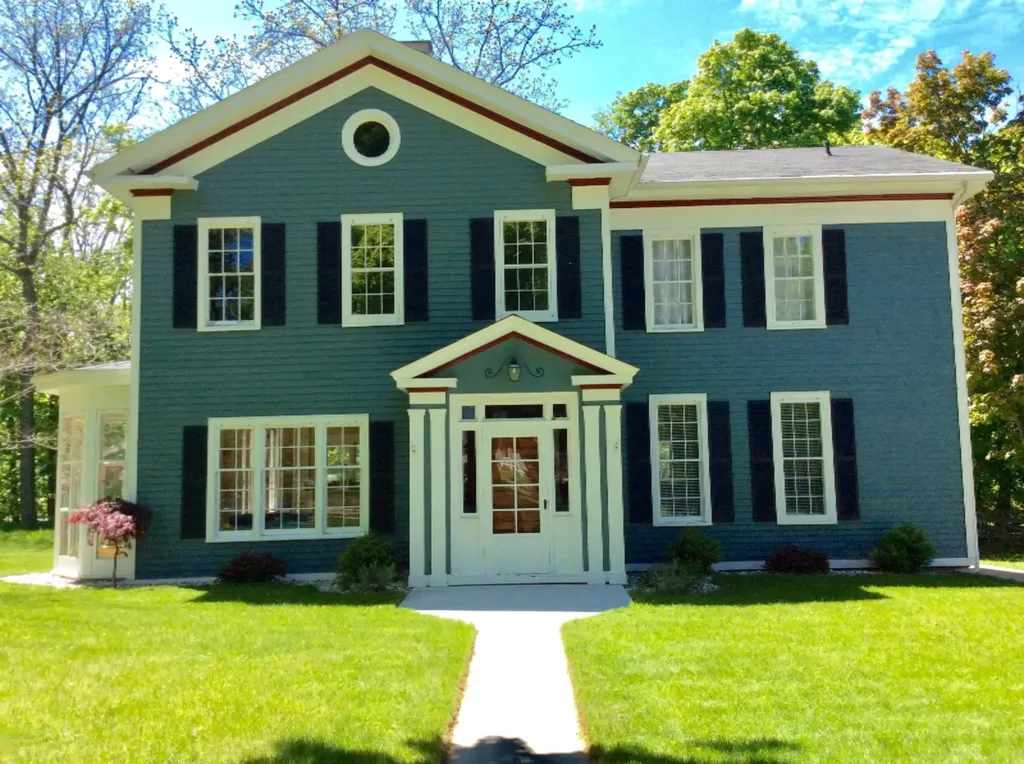 414 Cedar Street Manistee City MI 49660