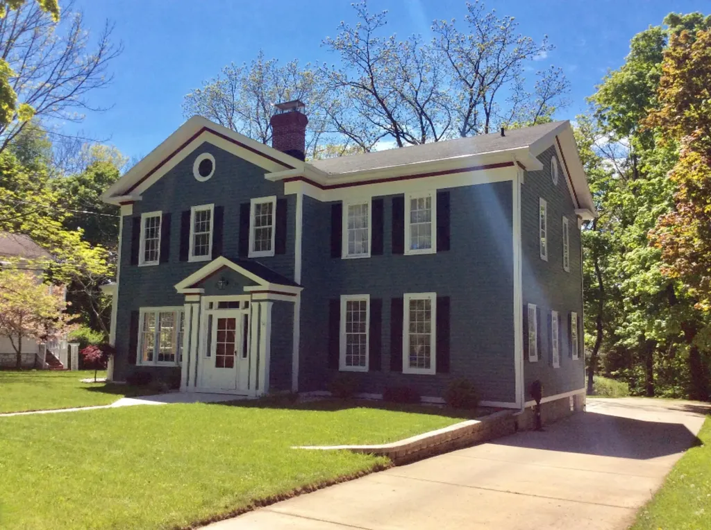 414 Cedar Street Manistee City MI 49660