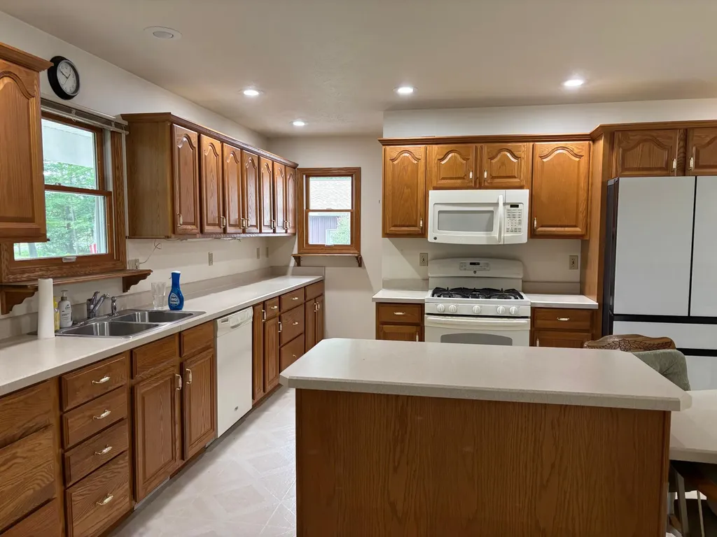 4931 W Lattin Road Summit Township MI 49449