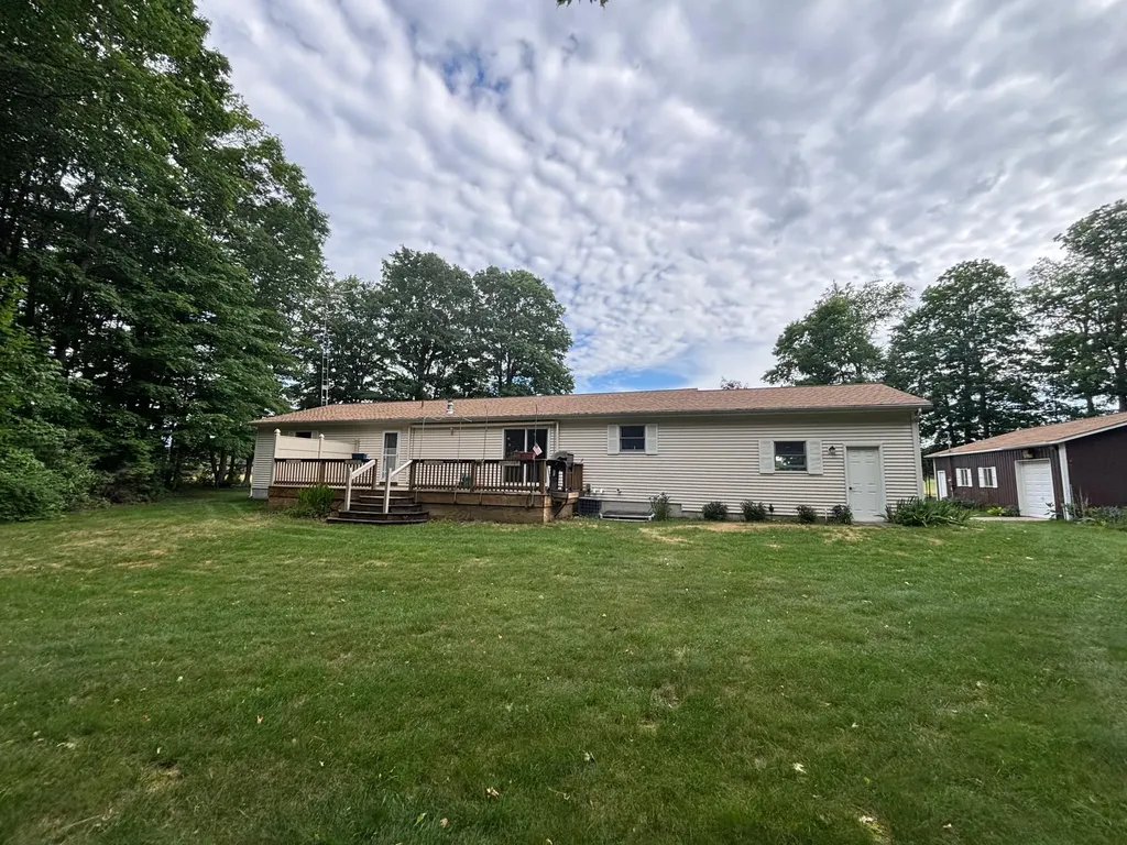 4931 W Lattin Road Summit Township MI 49449
