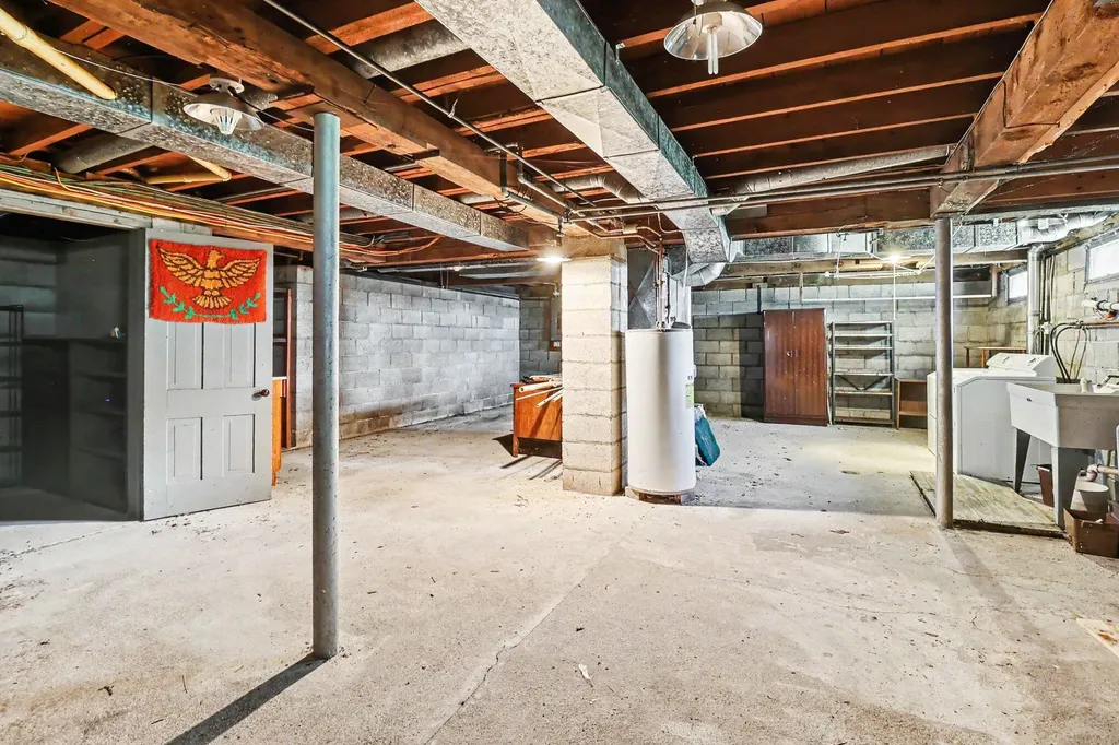 409 Jerumbo Street Manistee Township MI 49660