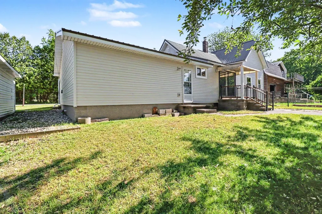 409 Jerumbo Street Manistee Township MI 49660