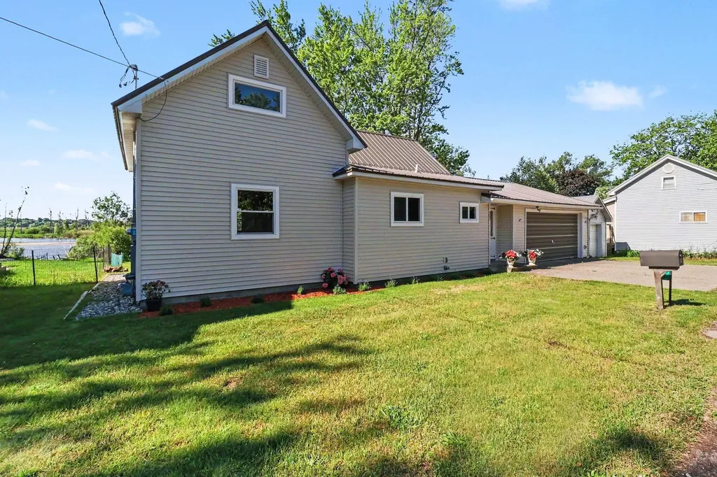 409 Jerumbo Street Manistee Township MI 49660