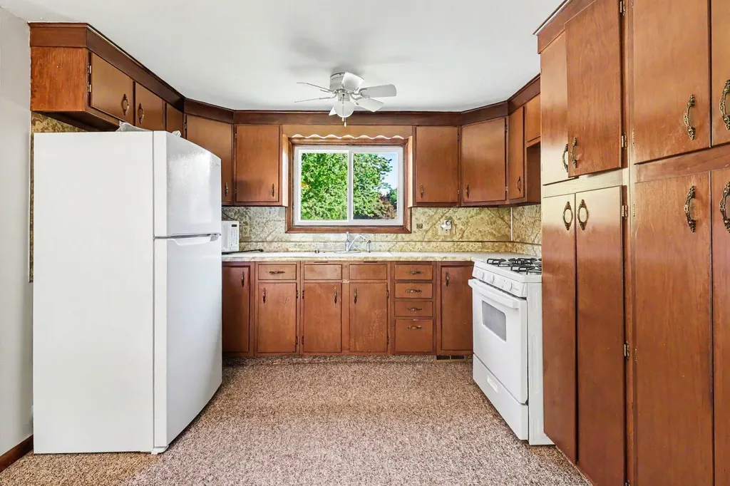 409 Jerumbo Street Manistee Township MI 49660