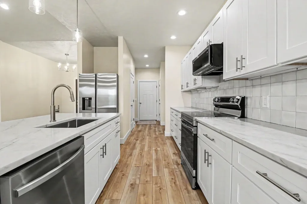 4410 N Pine Avenue Golden Township MI 49436