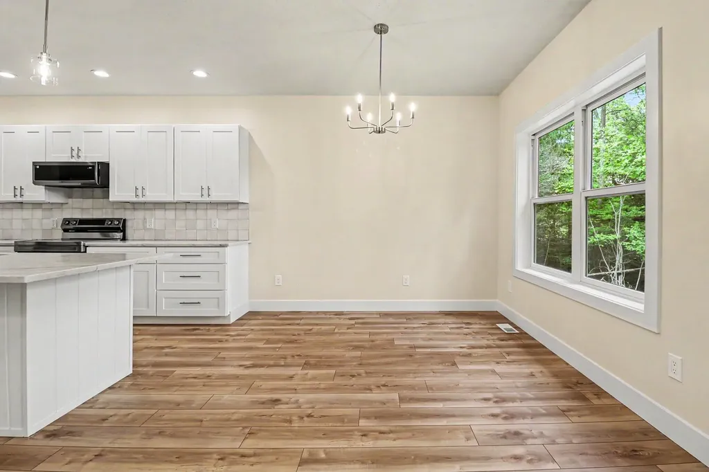 4410 N Pine Avenue Golden Township MI 49436