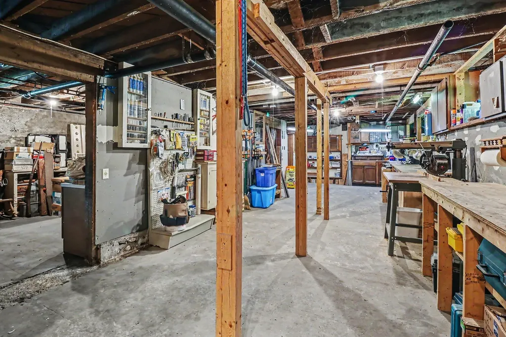 4539 S Lakeshore Drive Summit Township MI 49431