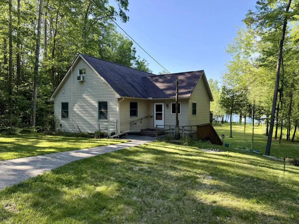 4081 N Stephanie Drive Sheridan Township MI 49402