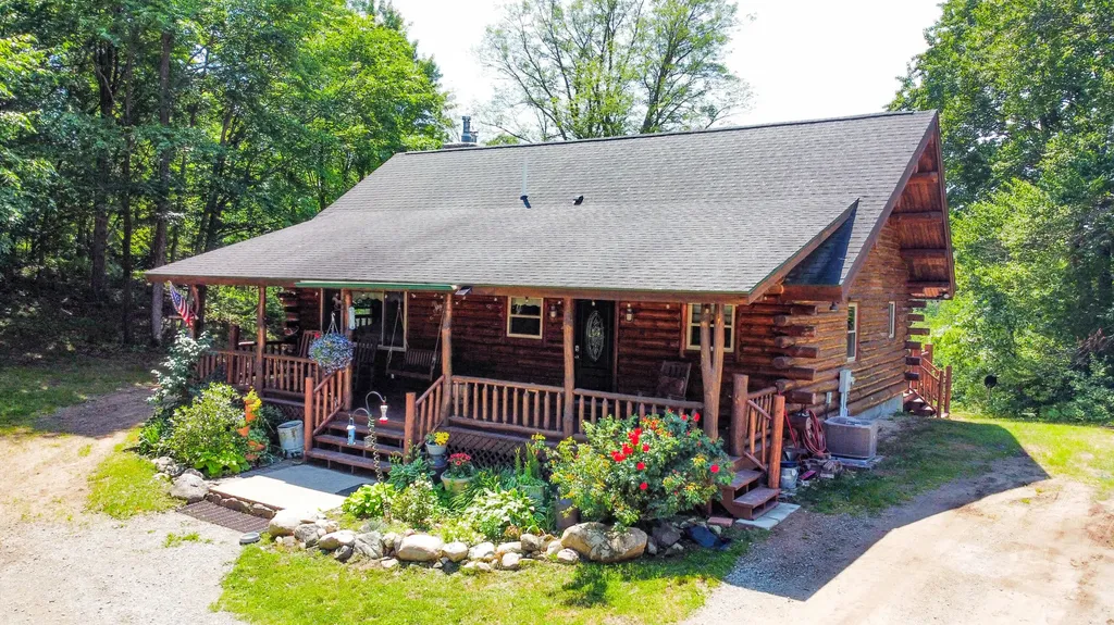 15778 Peters Farm Road Norman Township MI 49644