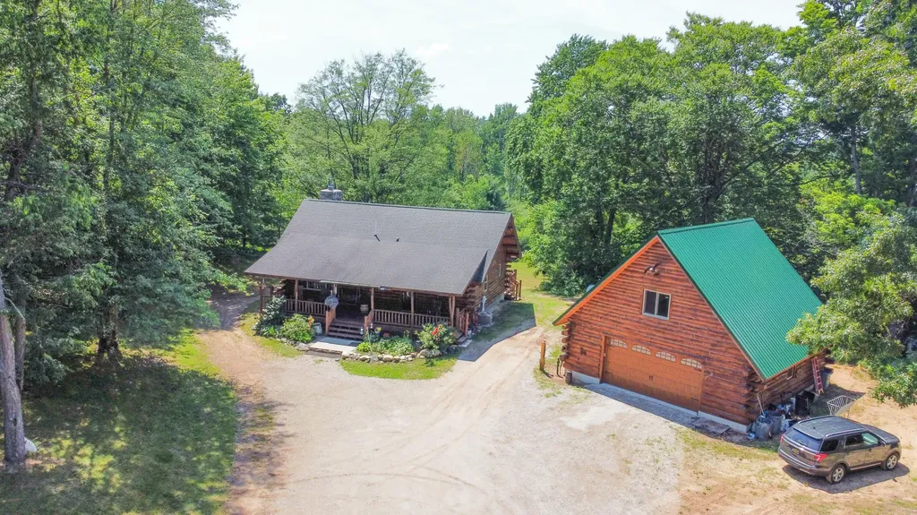15778 Peters Farm Road Norman Township MI 49644