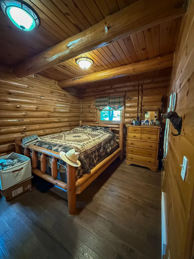 15778 Peters Farm Road Norman Township MI 49644
