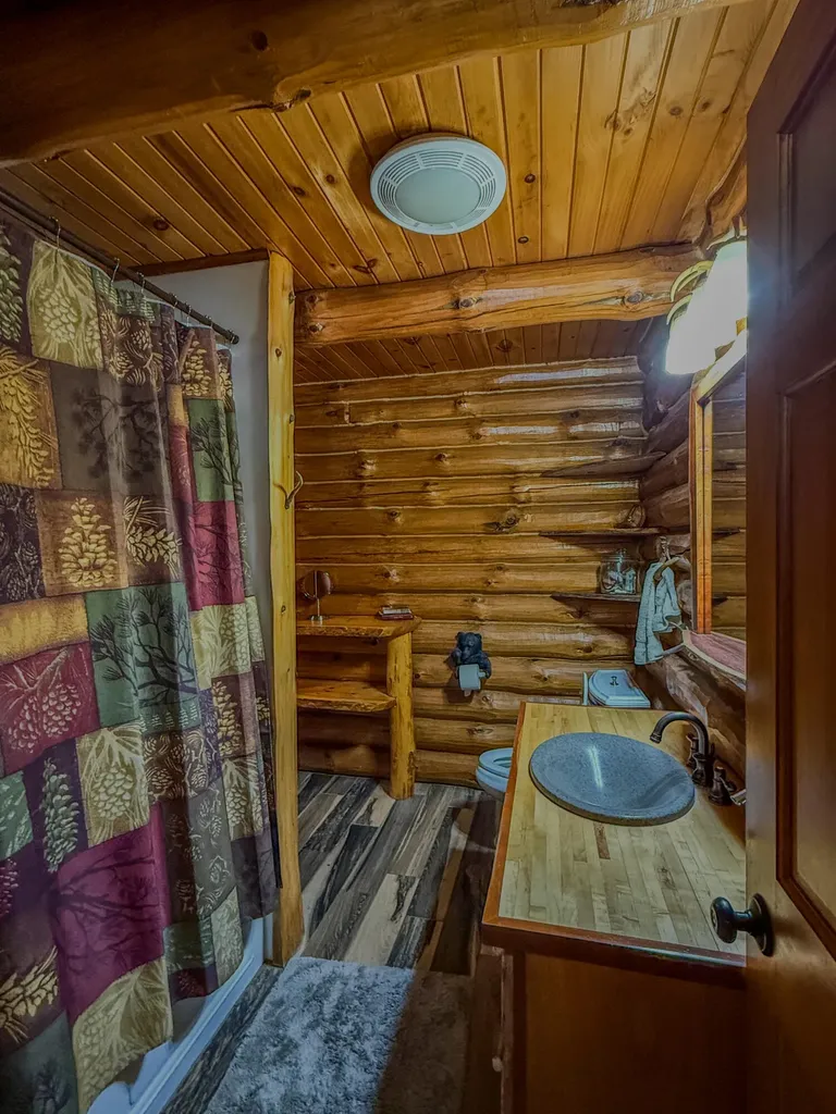 15778 Peters Farm Road Norman Township MI 49644