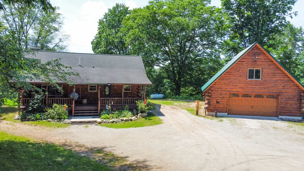 15778 Peters Farm Road Norman Township MI 49644