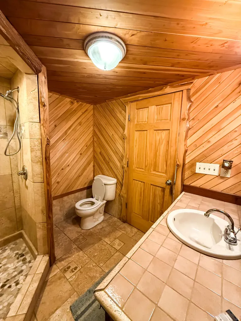 15778 Peters Farm Road Norman Township MI 49644