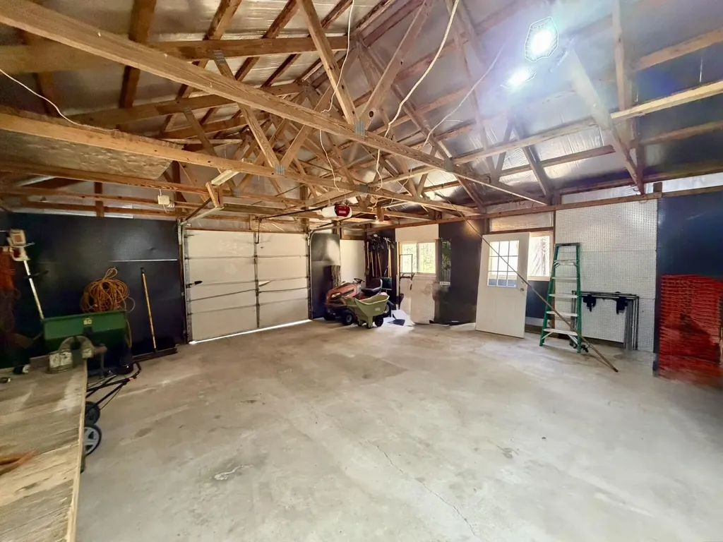 22533 Hoxeyville Norman Township MI 49689