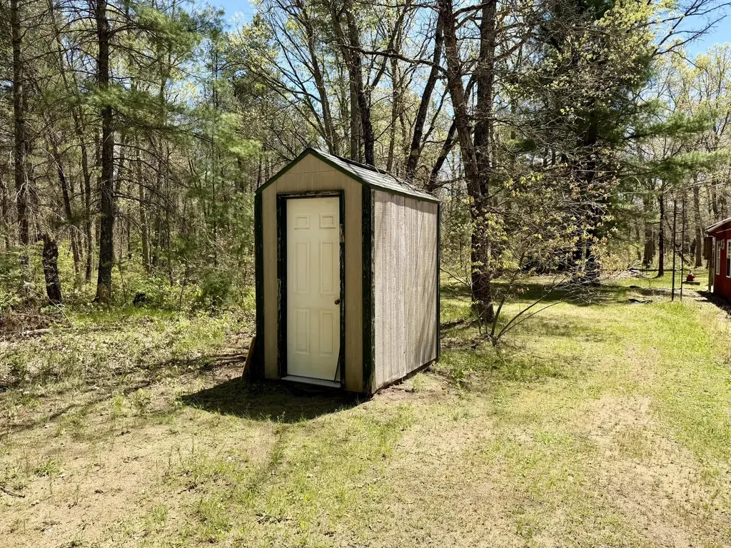 22533 Hoxeyville Norman Township MI 49689