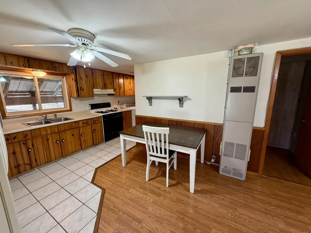 22533 Hoxeyville Norman Township MI 49689