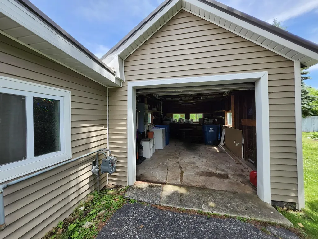 205 S Columbia Avenue Scottville City MI 49454