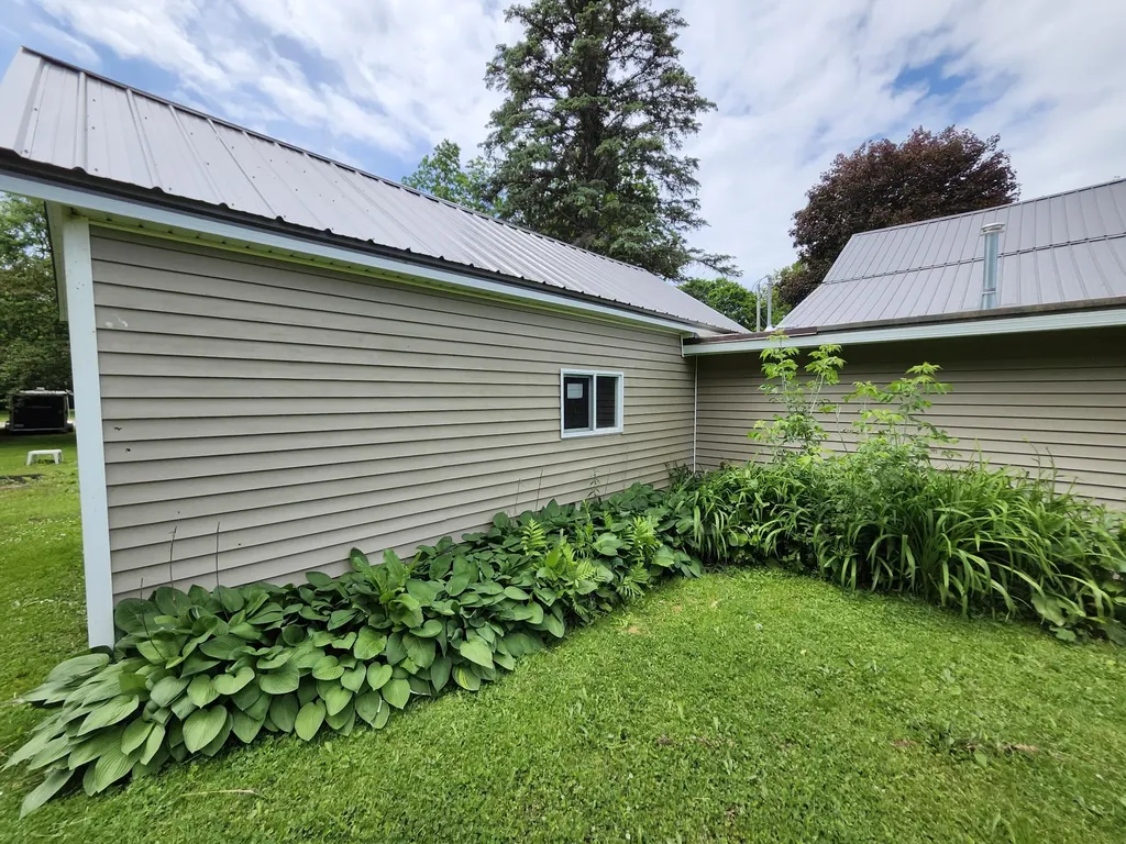 205 S Columbia Avenue Scottville City MI 49454