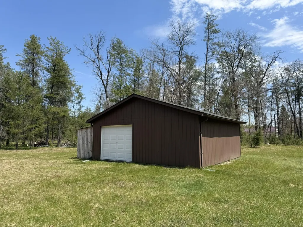 5240 W 4 Mile Road Peacock Township MI 49644